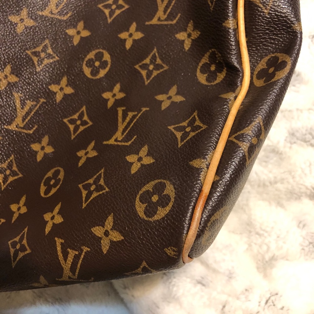 Authentic Louis Vuitton Speedy 35 - Picture 8 of 16